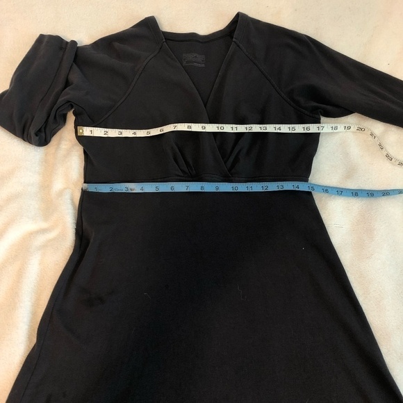 PATAGONIA Midi Dress Women's Size Medium Gray 100% Organic Cotton V-Neck - Picture 6 of 12